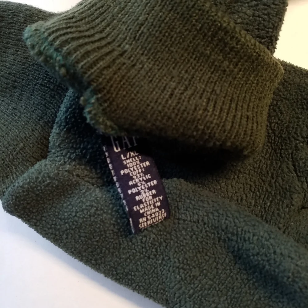 3/$25 GAPKids Gloves (SET of 2 pair) S YELLOW / L GREEN